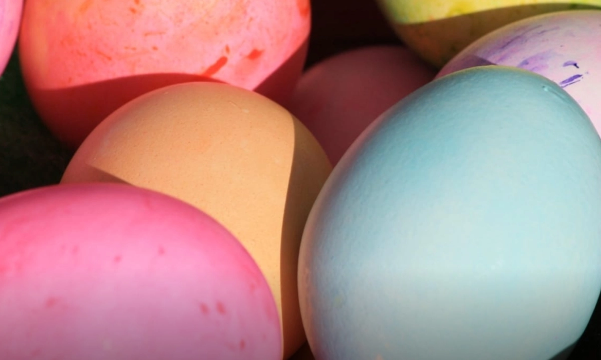 Paaseieren zoeken Tweede Paasdag Ennemaborg